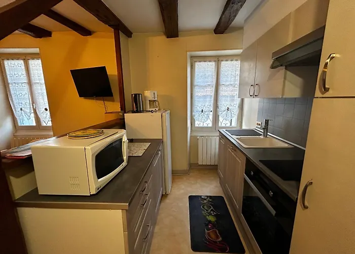 T2 Au Centre De Avec Wifi Et Parking Gratuit - Fr-1-541-163